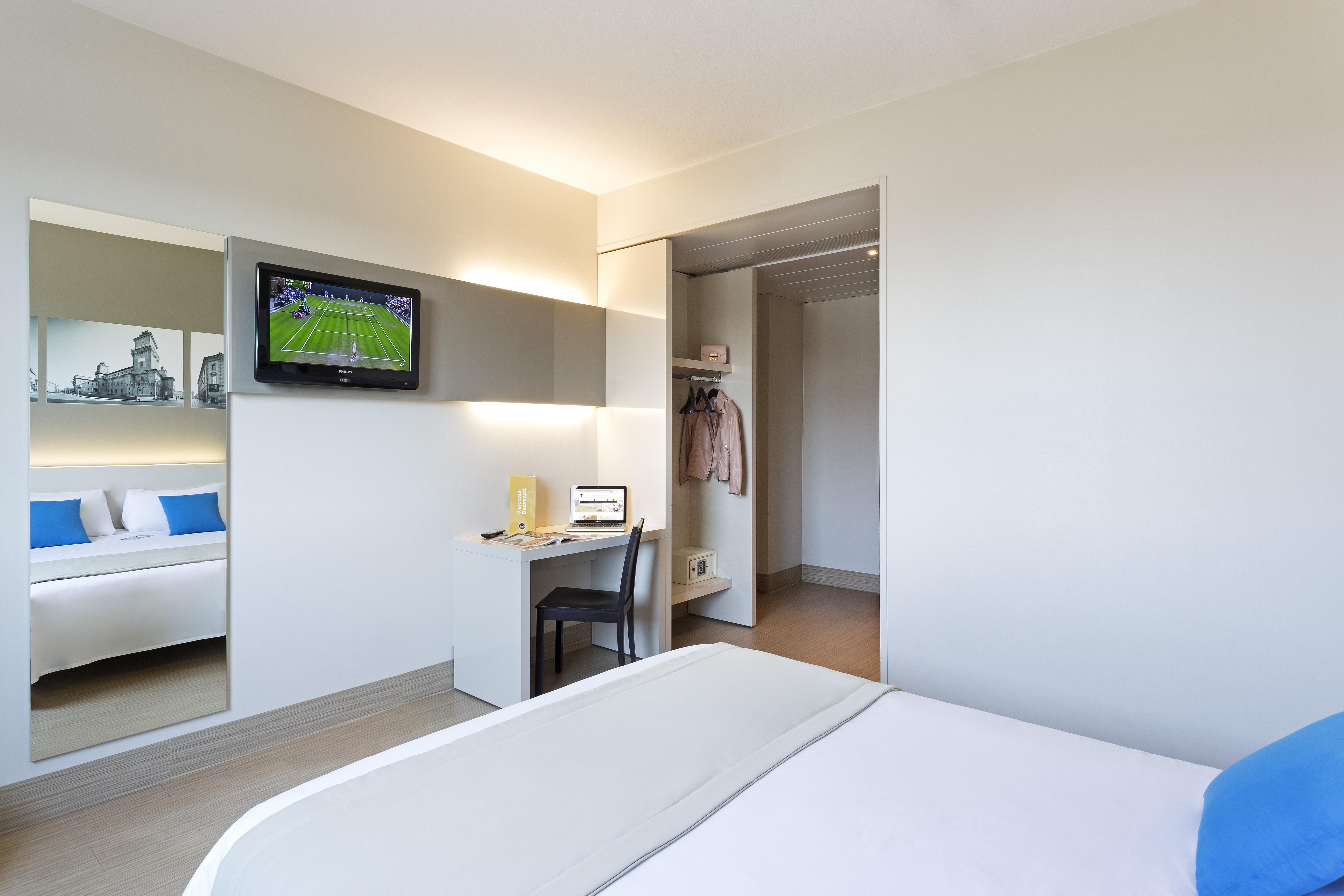 B&B Hotel Ferrara Luaran gambar