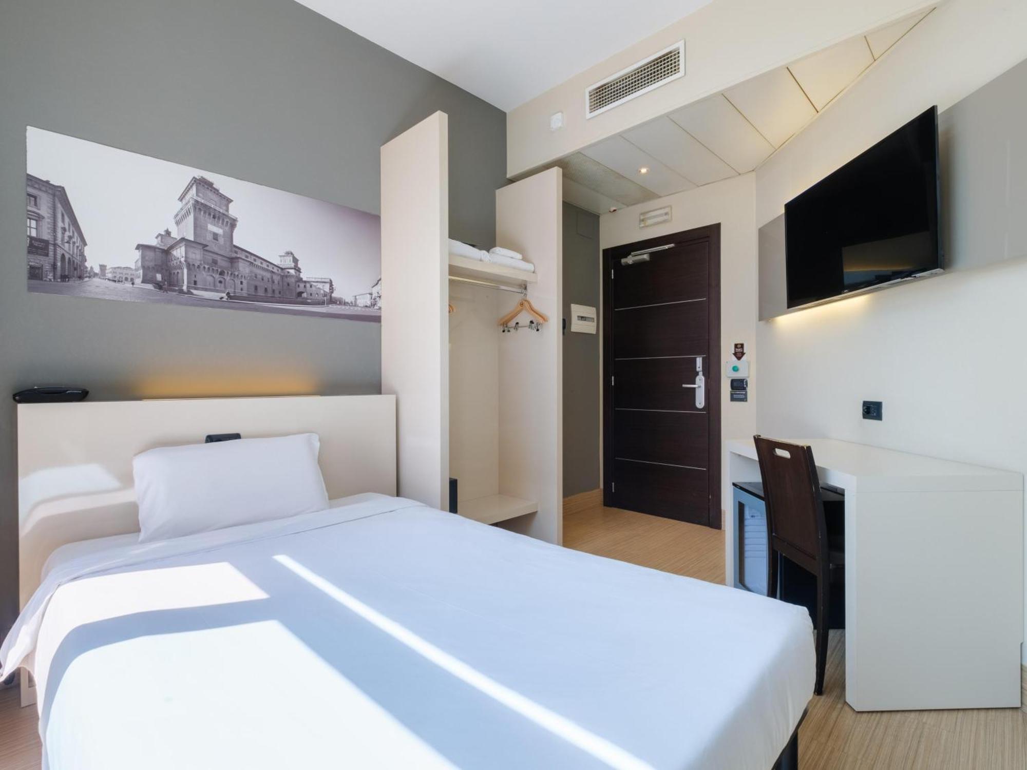 B&B Hotel Ferrara Luaran gambar