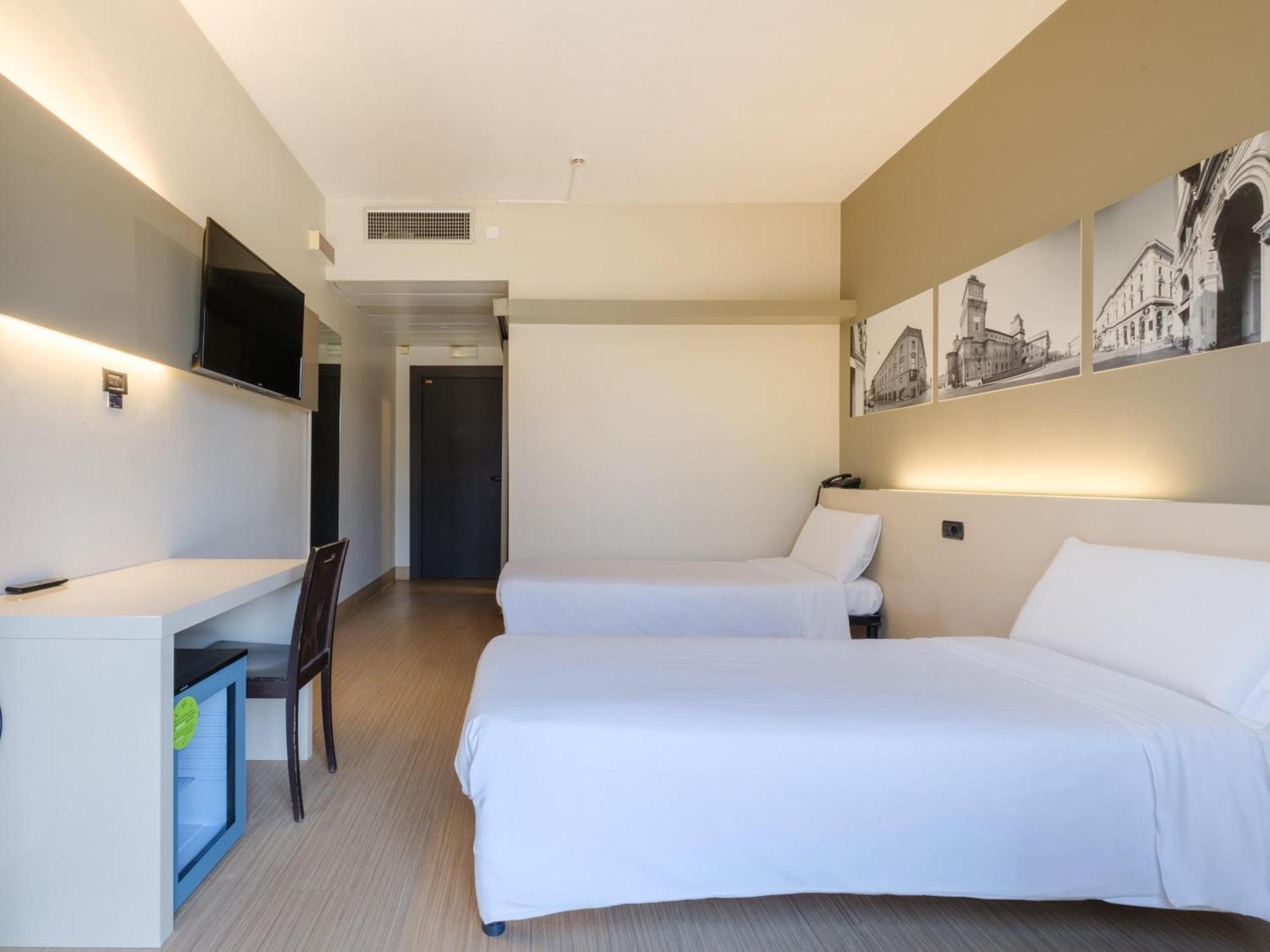 B&B Hotel Ferrara Luaran gambar