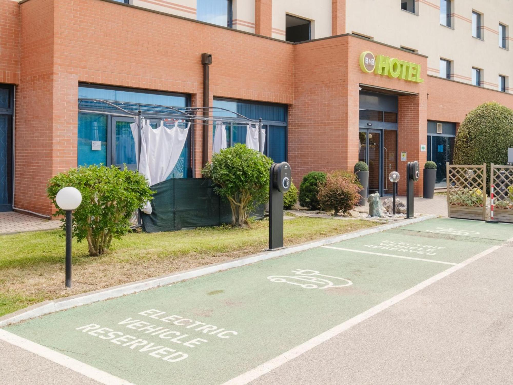 B&B Hotel Ferrara Luaran gambar
