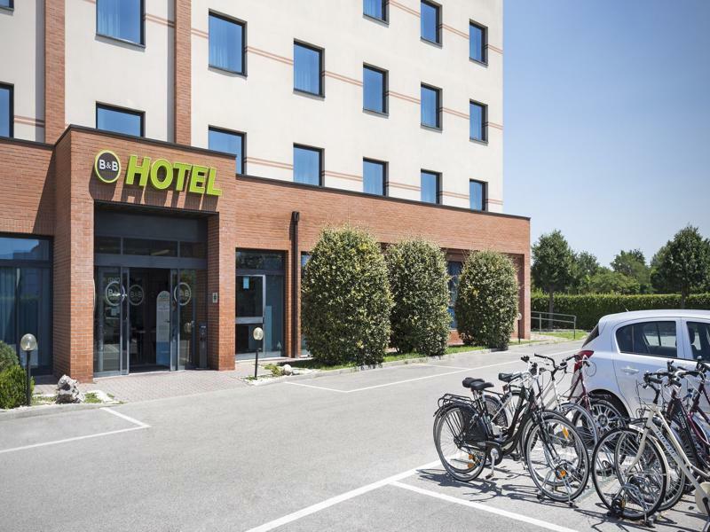 B&B Hotel Ferrara Luaran gambar