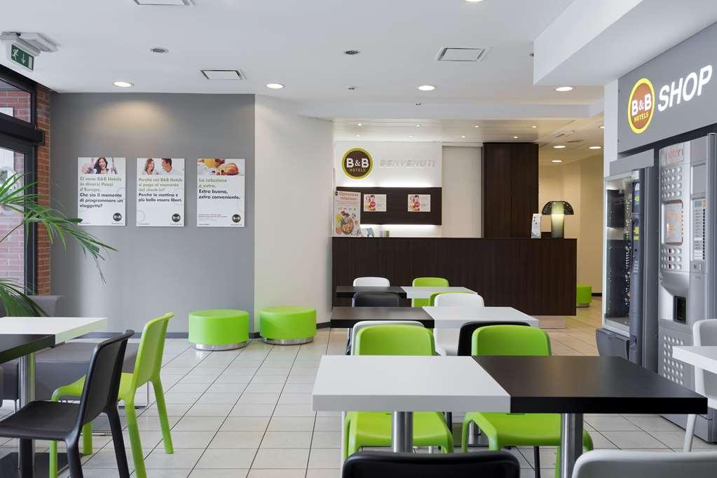B&B Hotel Ferrara Restoran gambar